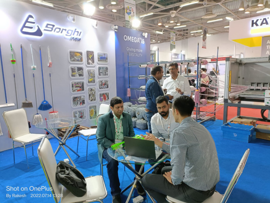 PHOTO 2022 07 14 18 25 2920