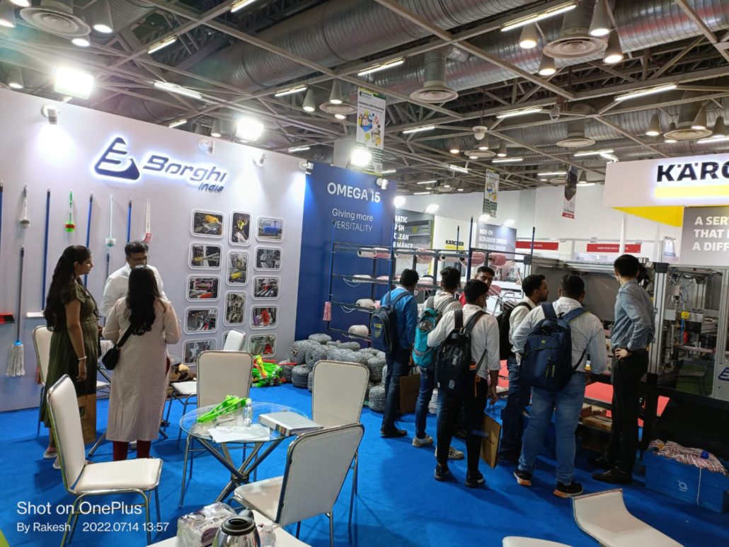 PHOTO 2022 07 14 18 25 321